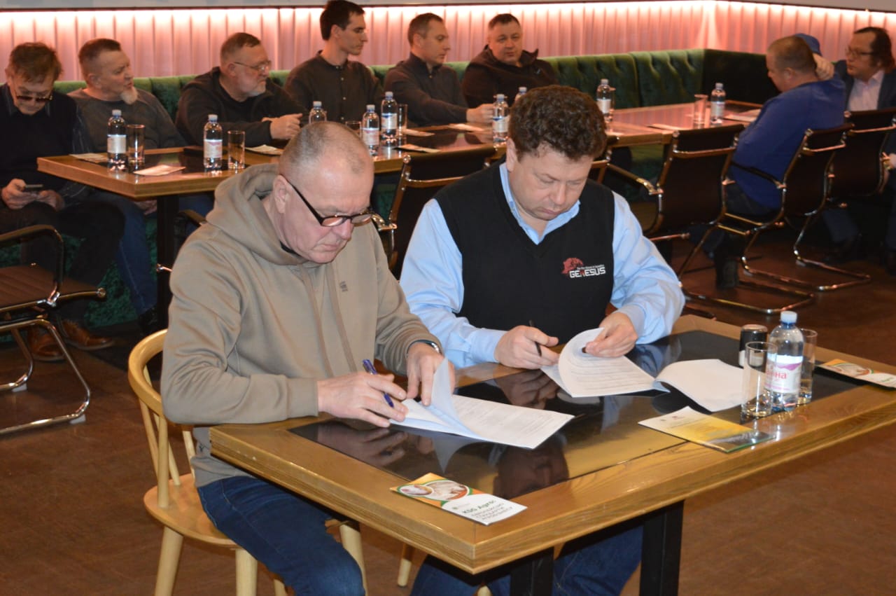 KSG Agro and Genesus Ukraine have signed a contract for the supply of 3.5 thousand pigs of Canadian Genesus genetics